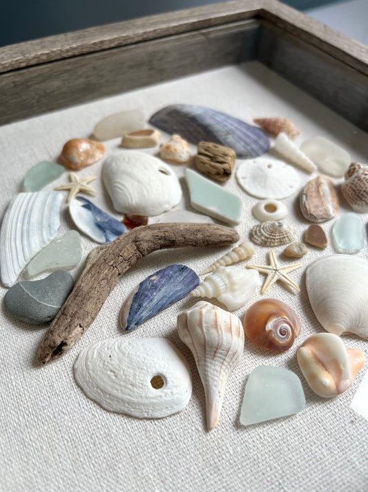 Beachwalk Medallion - "Beach Day"