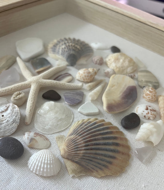 Beachwalk Medallion - "Subtle Shades"